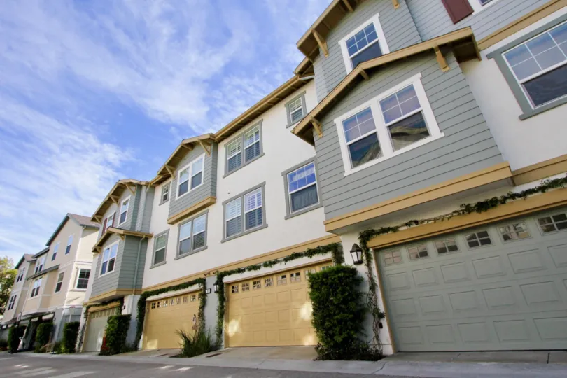 Rows of condos in the Briar Rose at Ladera Ranch, CA