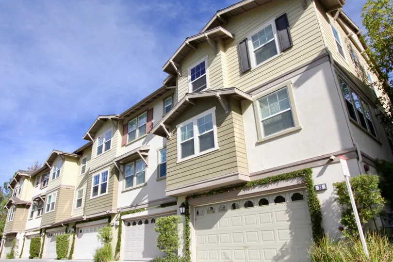 the briar Rose house is a punch of homes present in ladera ranch city in california