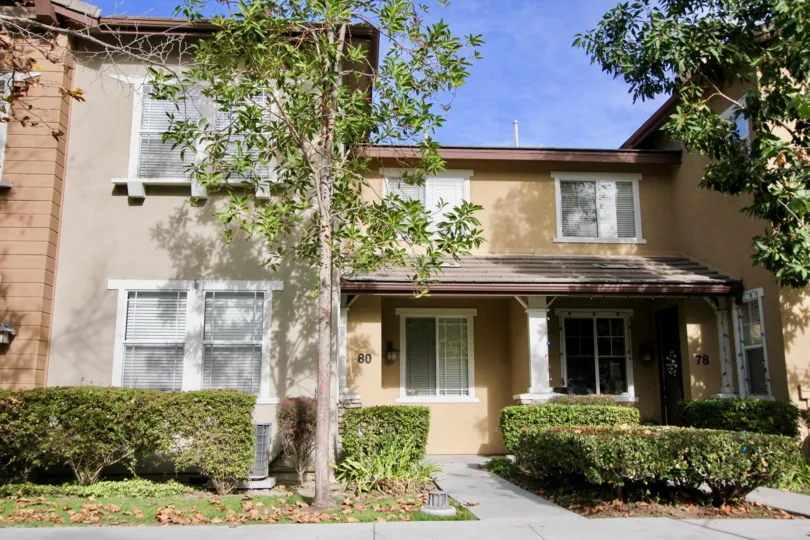 Bright, beautiful unit in the Chambray community of Ladera Ranch California.