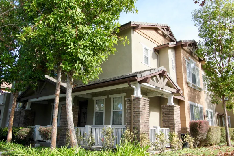 A lot of plants situated in front of a house in Chambray