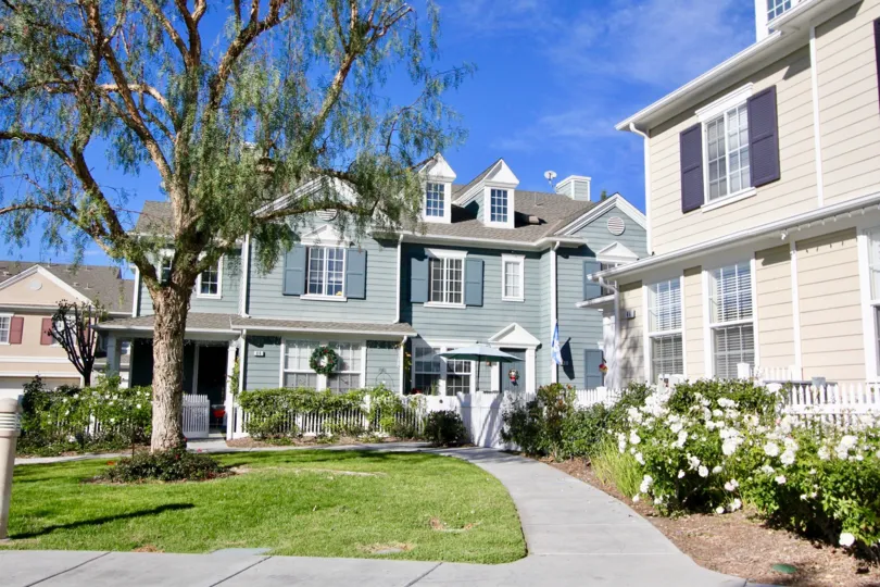 Fabulous approach view of villas with lawn in Charleston Place of Ladera Ranch