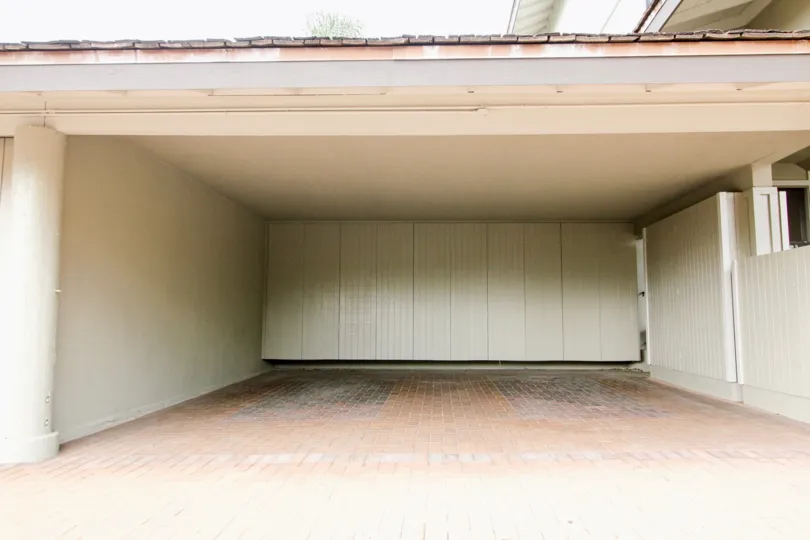 Car shed of the Villa in Blue Lagoon is empty and there is no car inside it