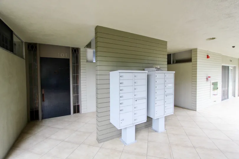Closer view of facilities in the Laguna Lido, Laguna Beach, California