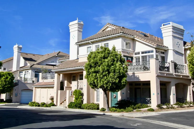 These are nice condo that can feature outdoor patios, large view decks and peek ocean views. Below are the current Breakers condos for sale and for lease in Laguna Niguel.