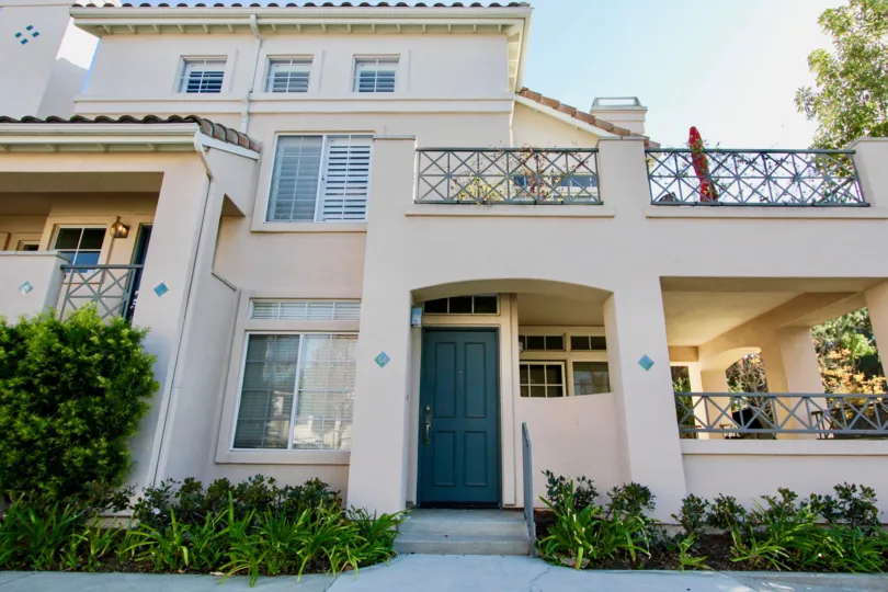 Fabulous entrance view with garden and upstairs in Breakers of Laguna Niguel