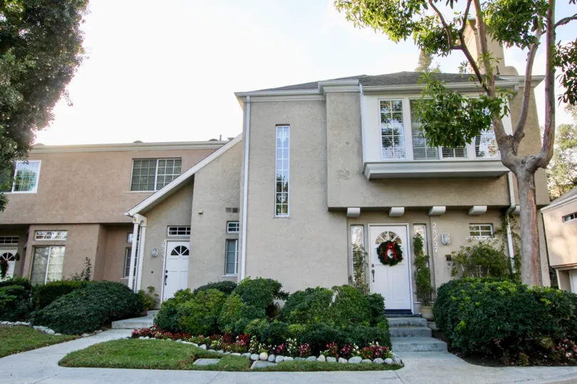 Laguna Niguel has its origins in the Rancho Niguel Mexican land grant, which was acquired in 1959 by the Laguna Niguel Corporation to develop one of California's first master-planned communities.