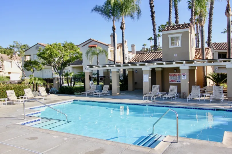 The community features two and three bedroom condos that range from 1, 083 to 1, 538 square feet in living space