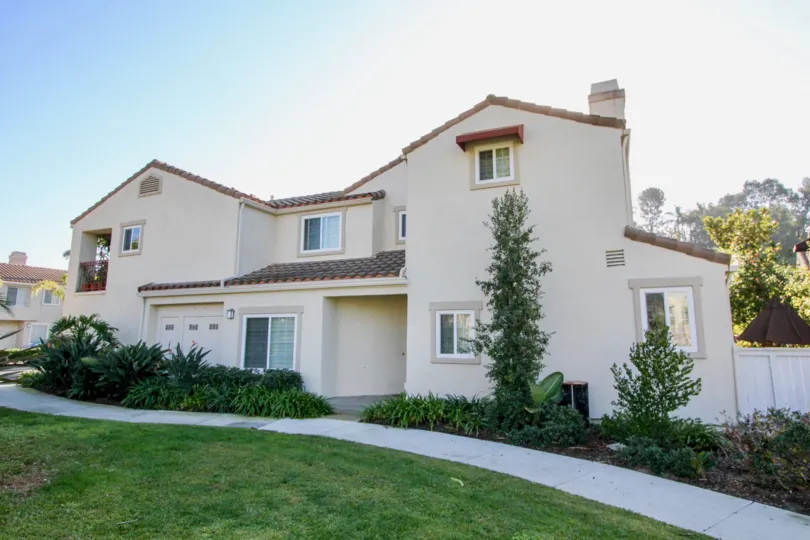 Laguna Niguel has its origins in the Rancho Niguel Mexican land grant, which was acquired in 1959 by the Laguna Niguel Corporation to develop one of California's first master-planned communities.