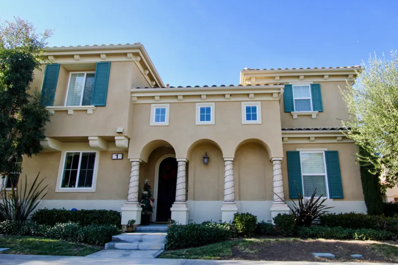 Appealing architectural style shows impressive uniqueness