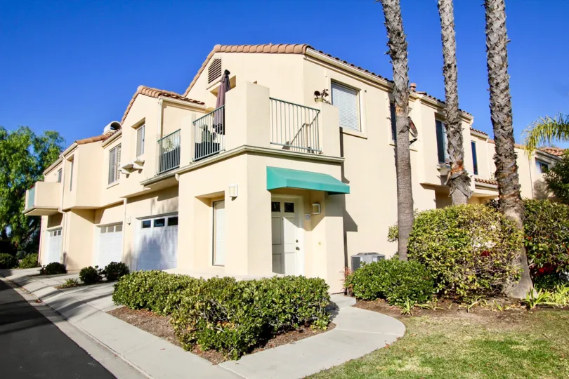 the encore is a plants house of the laguna niguel city in california