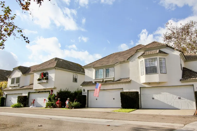 the villa de cerise is the huge house of the laguna niguel city in california
