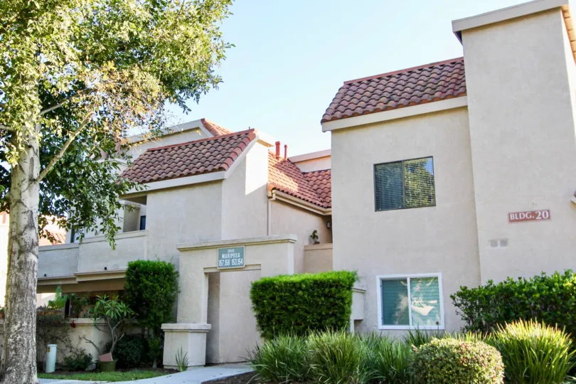 Close condos in Villa Mira in Laguna Niguel, California