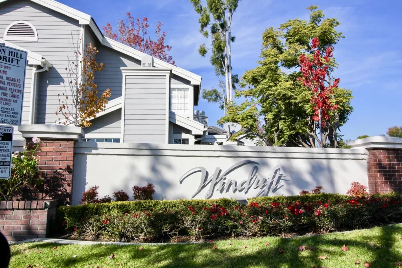 Clear sky above the Windrift community in Laguna Niguel, CA