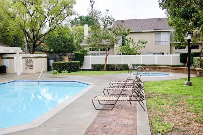 Community poolside with spa at the Heatherview community