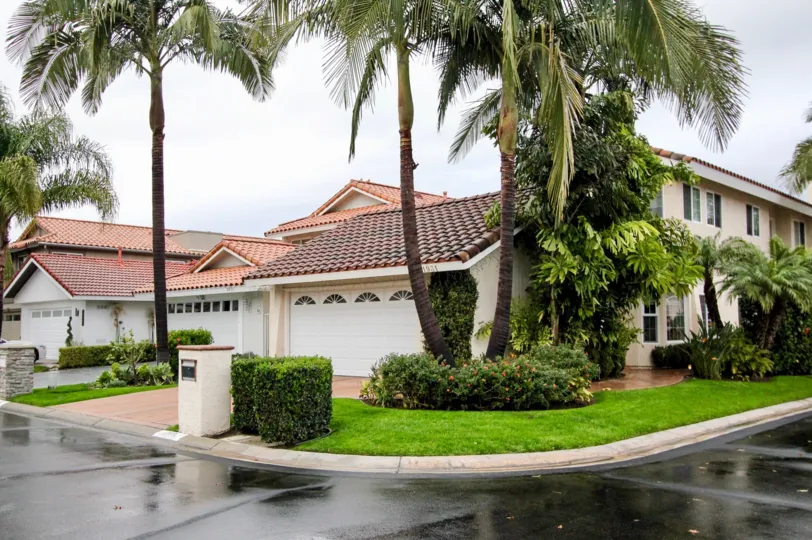 Rainy day at the Lake Forest Keys in Lake Forest, CA