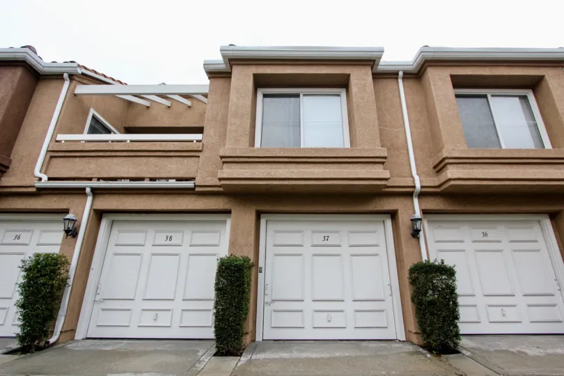 lower level houses a large rec room with wood floors in Lake Forest shores