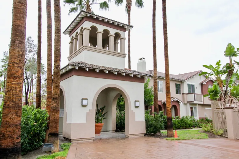 A cloudy day at The Vineyards Community in Lake Forest, California