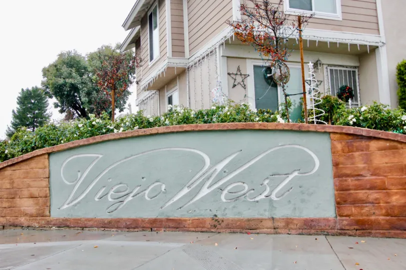A welcome sign at the Viejo West in Lake Forest, CA