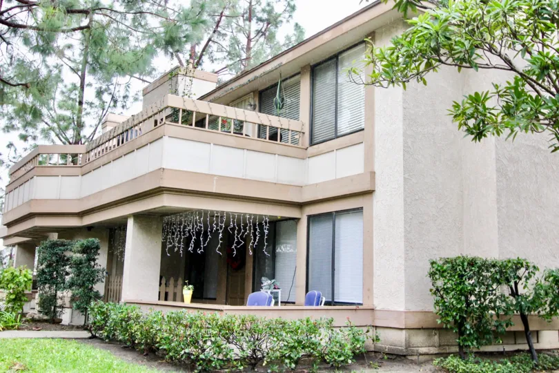 A well ventilated bungalow with front lush green lawn in White Oak city of Lake forest, CA