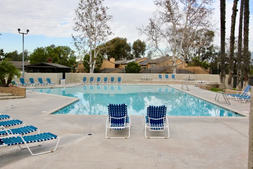 The Aegean Heights condos in Mission Viejo are nestled in the gently rolling hills, with mature trees and wide streets. The 100 Aegean Heights condos in Mission Viejo CA were built by the Alscot Development Company. They are very spacious with attached ga