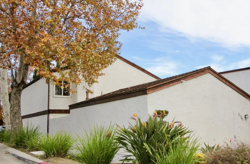 the aegean heights is a grass house of the mission viejo city in california