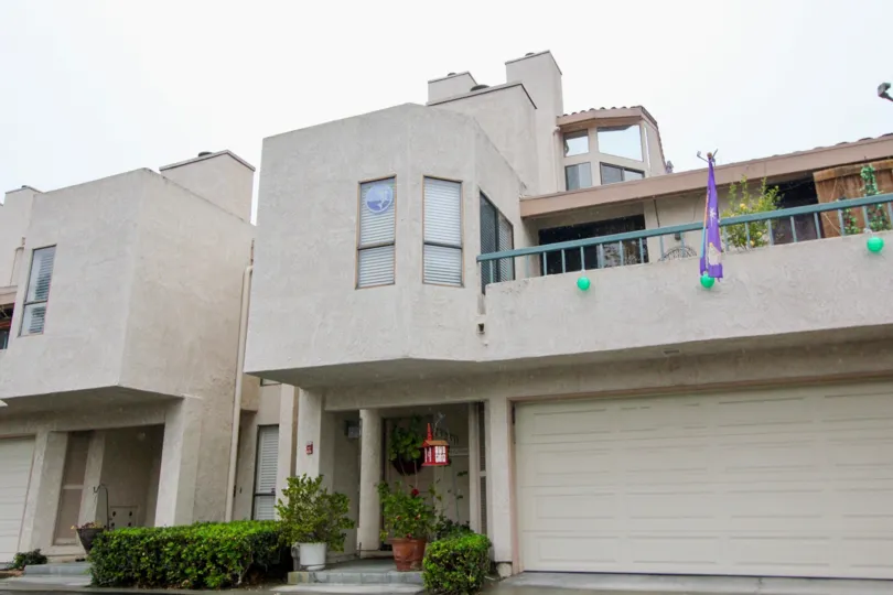 Mission Viejo is suburban in nature and culture. The city is mainly residential, although there are a number of offices and businesses within its city limits.