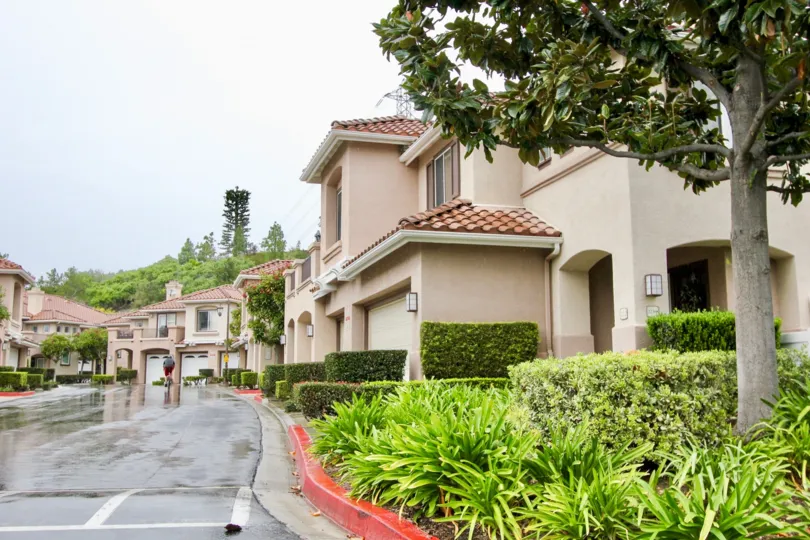 A rainy day in the California Terrace with some buildings.
