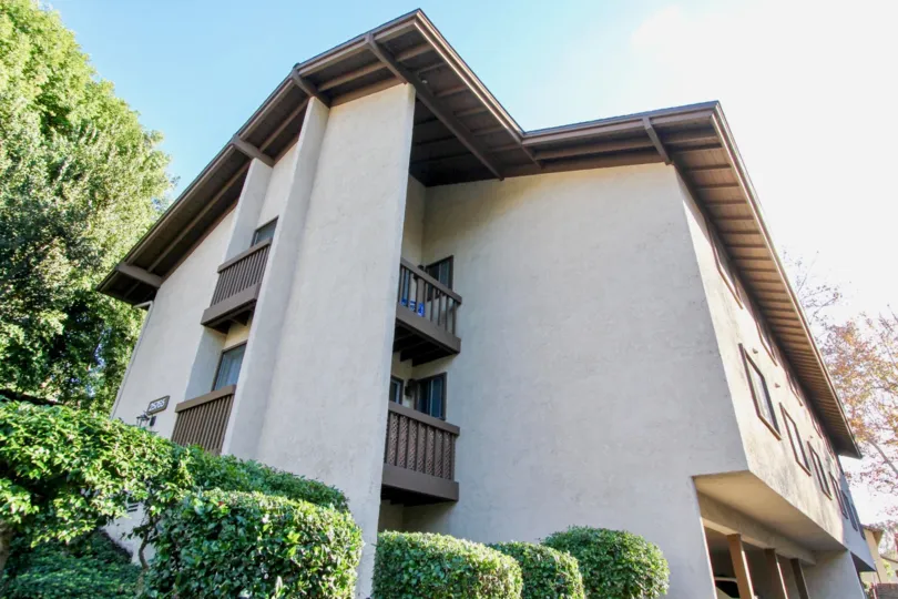 a home with two balcony in the city of mission viejo in the state of california