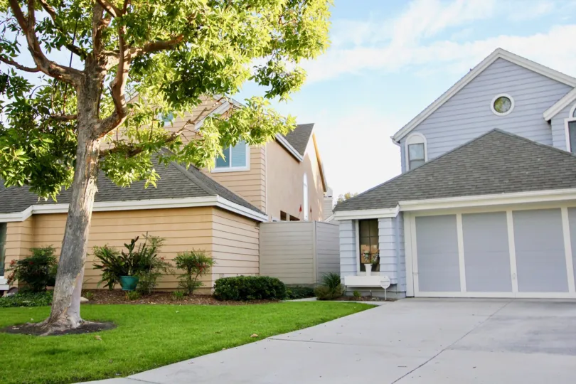 Well-coordinated color schemes complement the community look at the Eastbrook