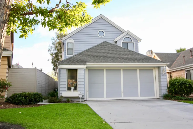 Mission Viejo is suburban in nature and culture. The city is mainly residential, although there are a number of offices and businesses within its city limits.