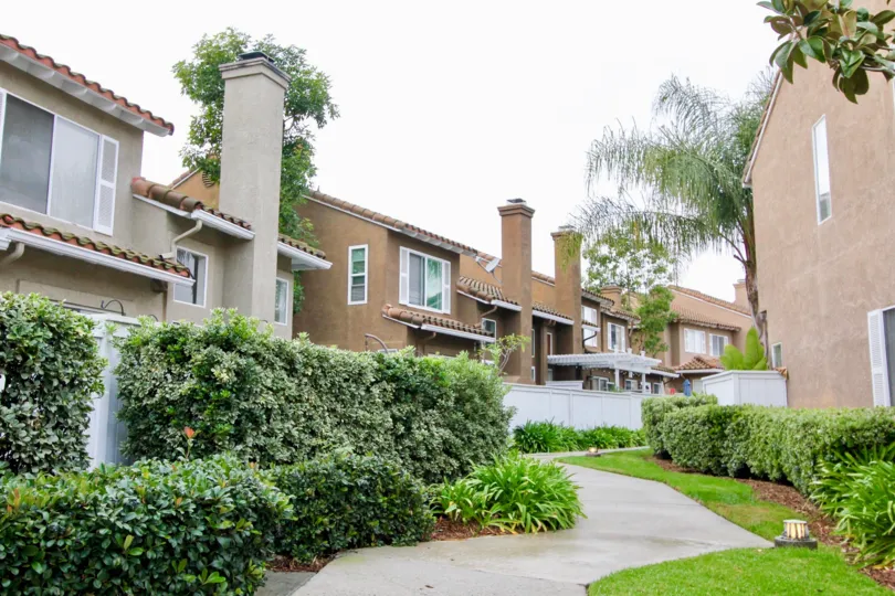 There are currently 3 homes for sale in Emerald Point at a median listing price of $499, 900. Emerald Point is a not walkable neighborhood in Mission Viejo with a Walk Score of 22. Emerald Point is home to approximately 543 people and 7 jobs. Search for L