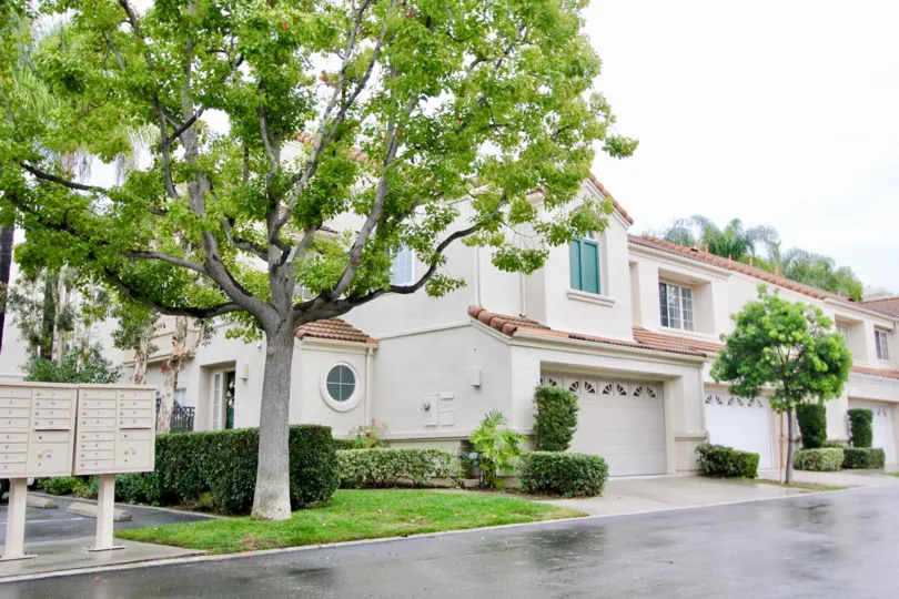 the greystone califia is a rainy house of the mission viejo city in california