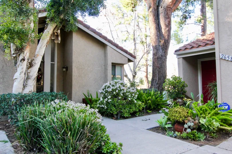 the la mancha is a neem tree house of the mission viejo city in california state