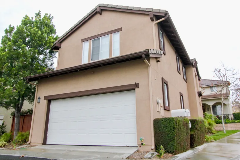 the magdalena is a tallest house of the mission viejo city in california