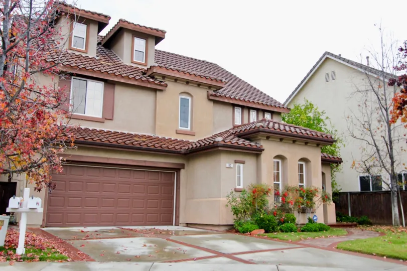 Mission Viejo is suburban in nature and culture. The city is mainly residential, although there are a number of offices and businesses within its city limits.