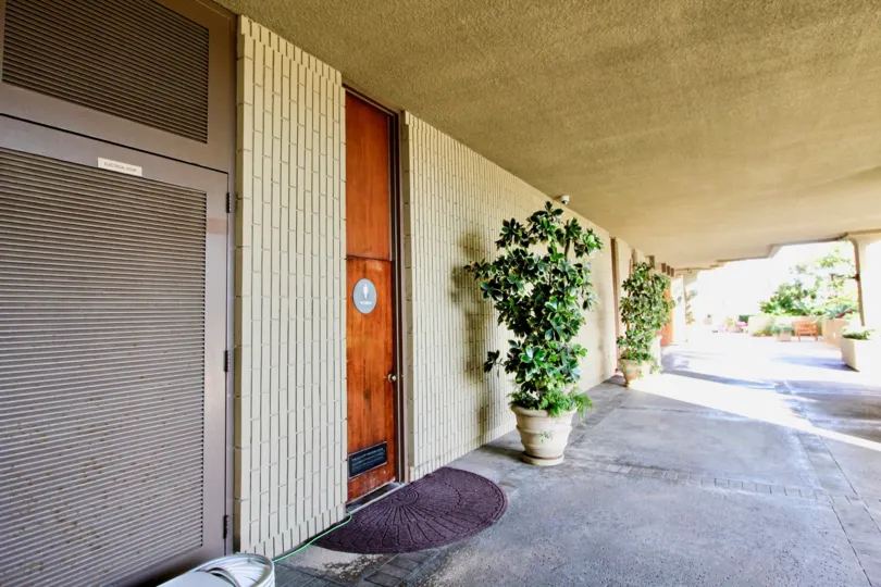 View of walkways at Lido Park Place community in Newport Beach, CA
