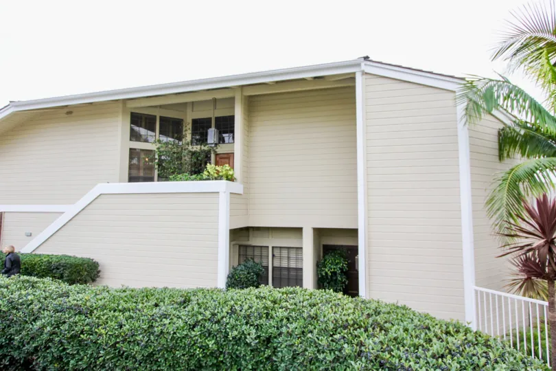 View of Bayside Cove building entries in Newport Beach, CA