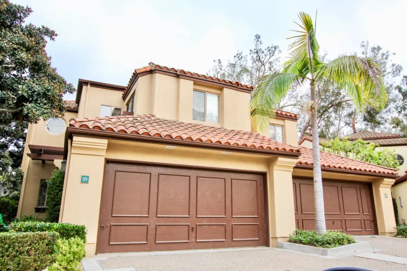 Villa in Big canyon Villas numbered with 501 near the Car shed door