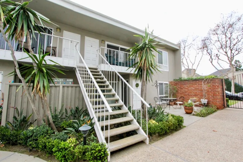 Amazing Newport Garden Villas In Newport Beach California Country