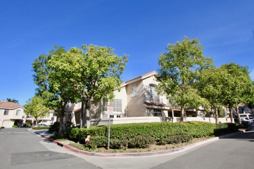 Trees and plants in front of the building in Montevista