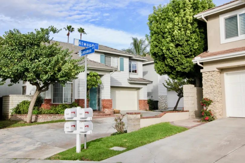 The corner of Atwood Ct and Cinnamon Ct in the Sycamore Crossing community of Orange county CA.
