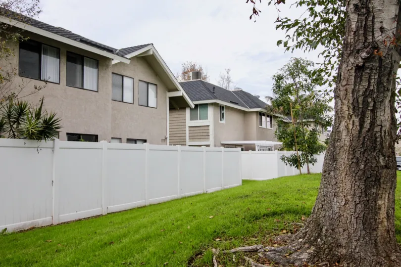 Walnut Village House Building with Beautiful Green Park Location at Orange City in Califorina