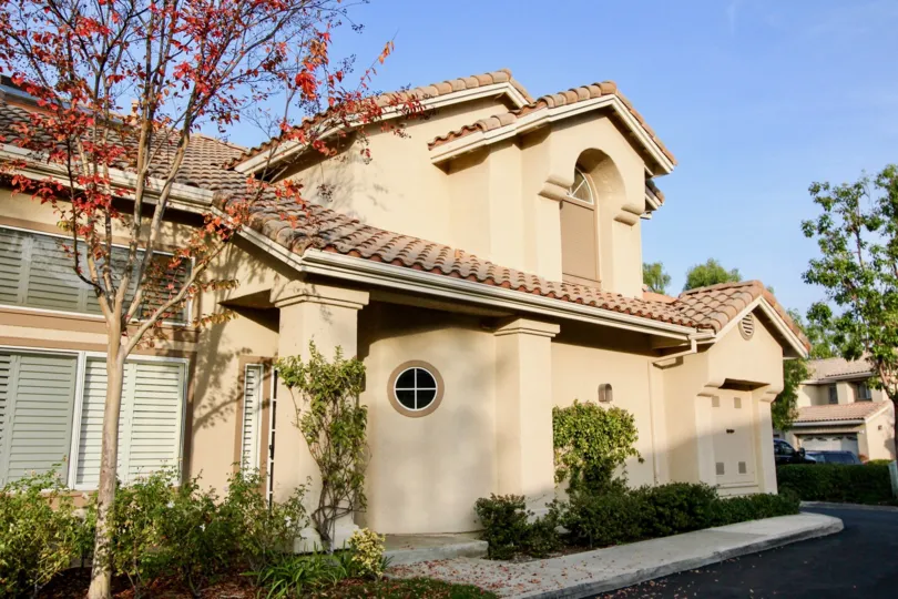 Sun setting on beautiful home in the Belterraza neighborhood.