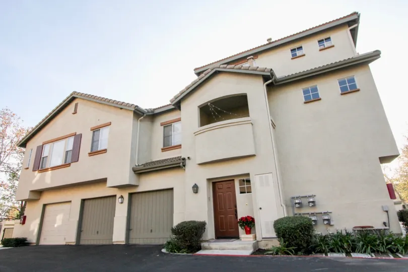 Double garage doors in Dakota in Rancho Santa Margaritia, CA