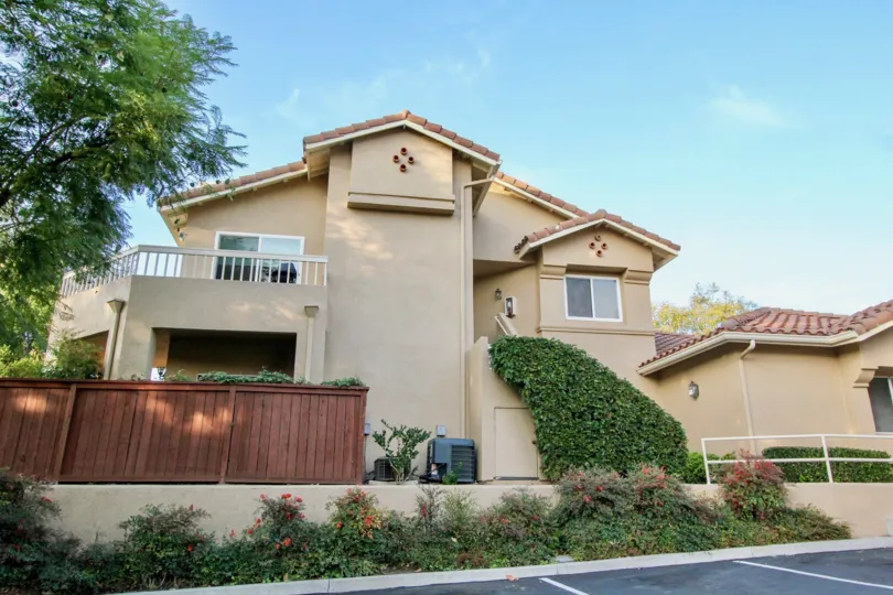 the sierra verde is a sailboat house of the rancho santa margarita city in california