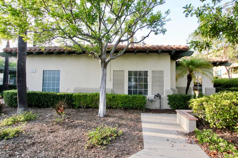 House with mulch in Tijeras Creek Villas in Rancho Santa Margarita, CA