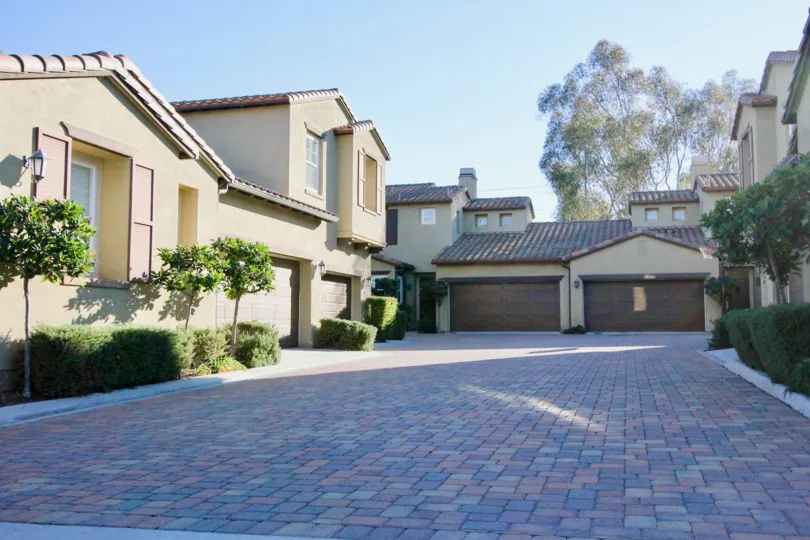 Alassio homes are located in the Talega neighborhood of San Clemente, California. The Alassio homes offer townhouse living with the convineance of being within walking distance to the new Talega shopping center that features Ralphs Grocery store and a num