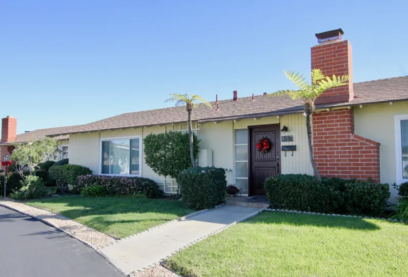 Bay Cliff Village is an intimate oceanside community set in California's beautiful Orange County. This quiet enclave is ideal for older homebuyers who value location over community amenities. Homes are a short walk from the ocean and within minutes of rec