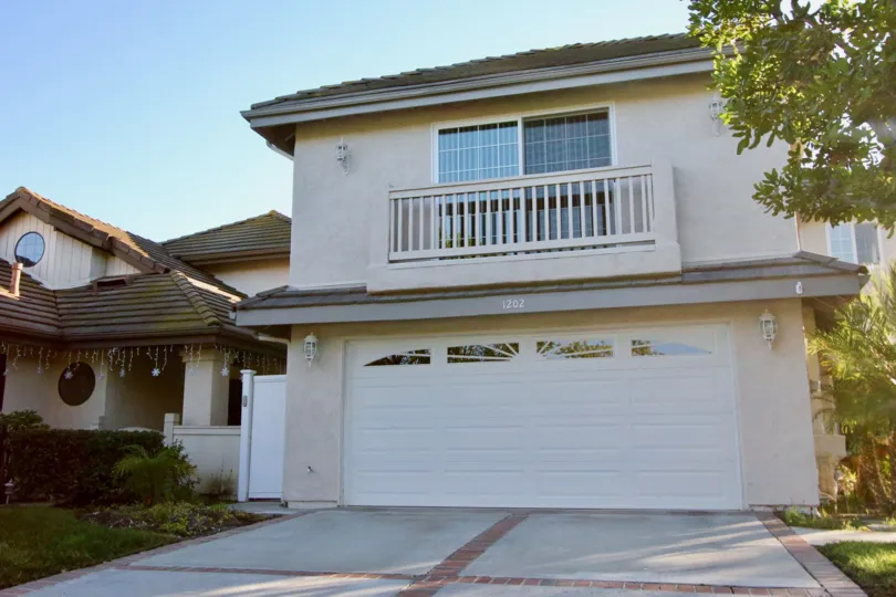 Colony at Forster is located in the Forster Ranch area of San Clemente, California. The Colony at Forster community was first built in 1983. This is a unique neighborhood as many of the surrounding neighborhoods in the Forster Ranch area are traditional s