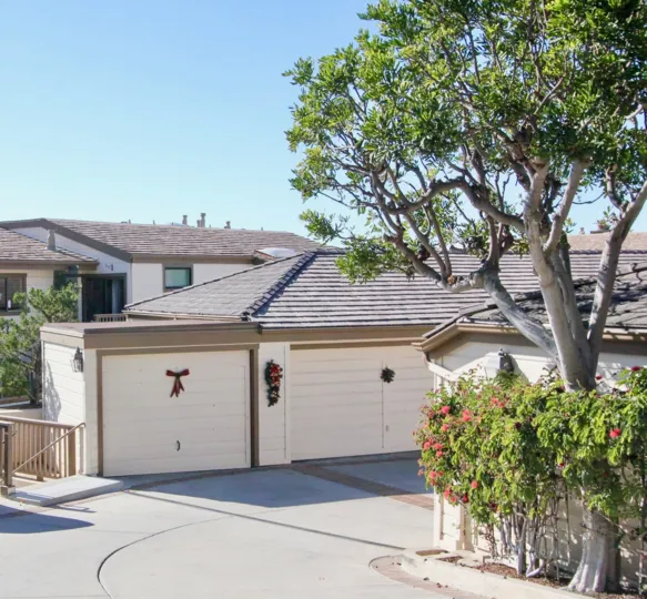 A community with decent look from top view and same architecture in Drifwood Bluffs.
